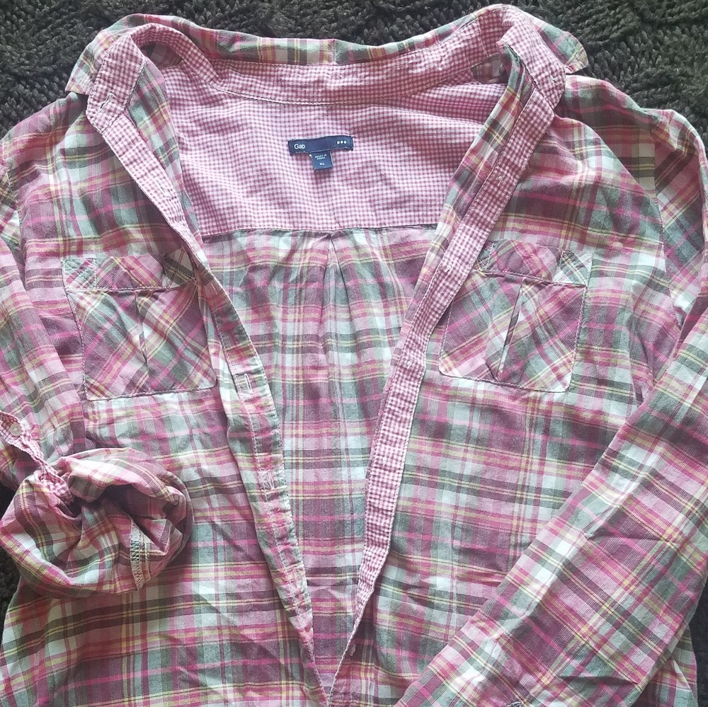 Gap Button Up Plaid Shirt